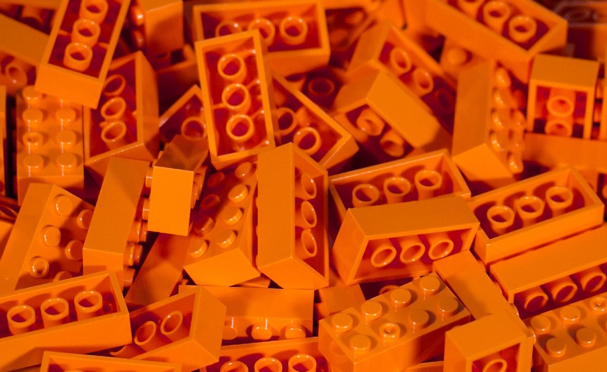 2x4 Stud Tangerine Compatible Premium Blocks, 100 pc